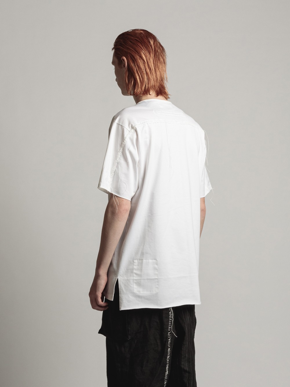 POCKT-EMBROIDERY TEE